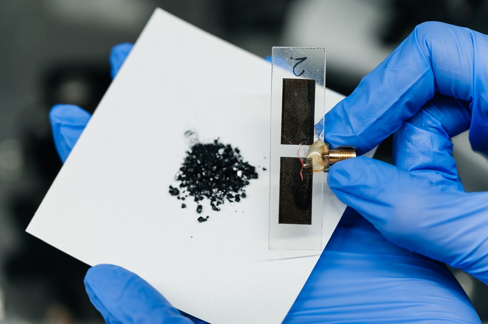 Ученые Томского политеха создали перспективный композит для гибкой электроники из нефтяных отходов